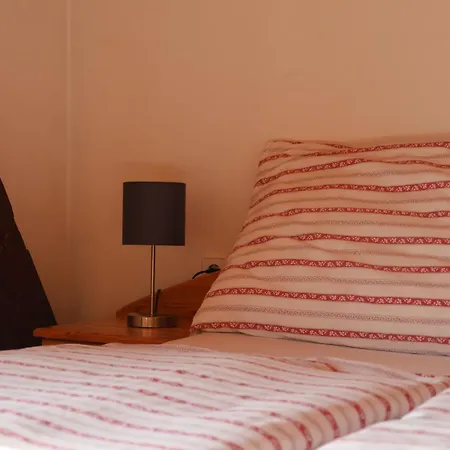 Mountain View - Pr' Potovcn'k 아파트 도브예