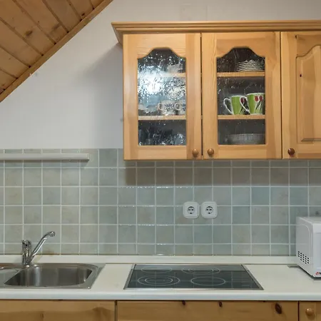 Mountain View - Pr' Potovcn'k 도브예